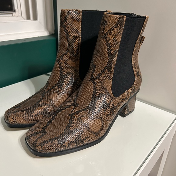 French Connection Chrissy Block Heel Snakeskin Boots - Picture 1 of 7